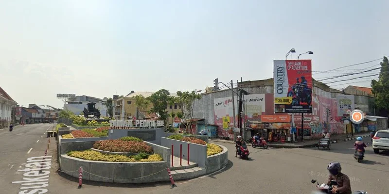 1. Sekitar Taman Pedati Gede