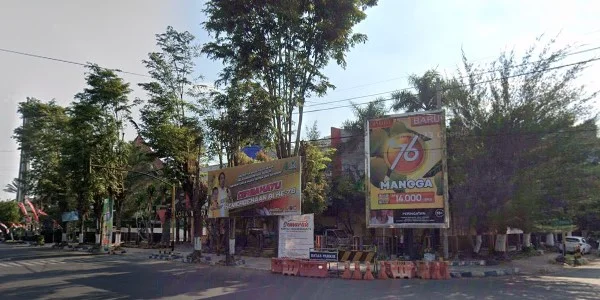 1. Simpang Empat Pragola