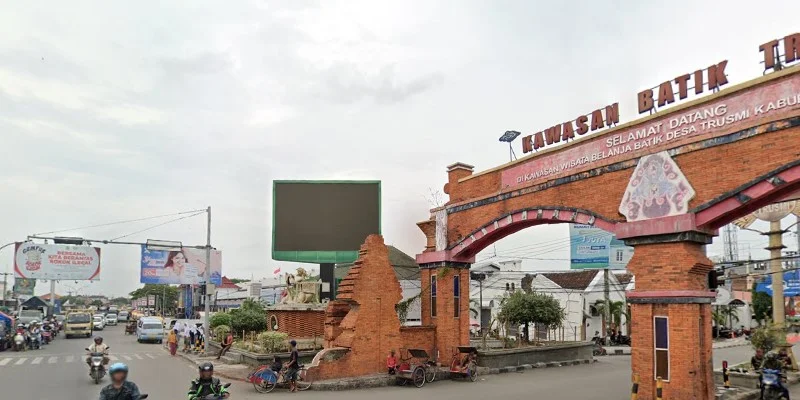 11. Kawasan Batik Trusmi