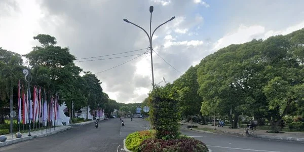 12. Simpang Samsat Blambangan