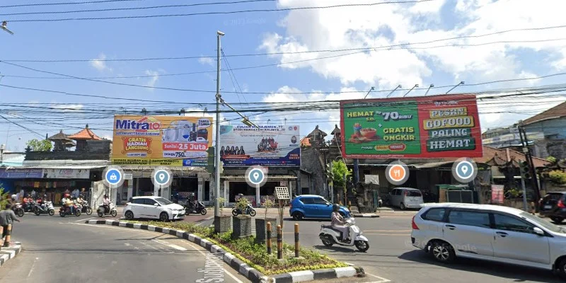 12. Simpang dekat SMA Negeri 2 Denpasar