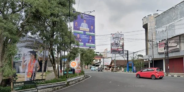 3. Depan Pasar Kab. Batang
