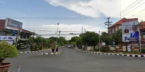 3. Simpang Tugu BRI Majenang