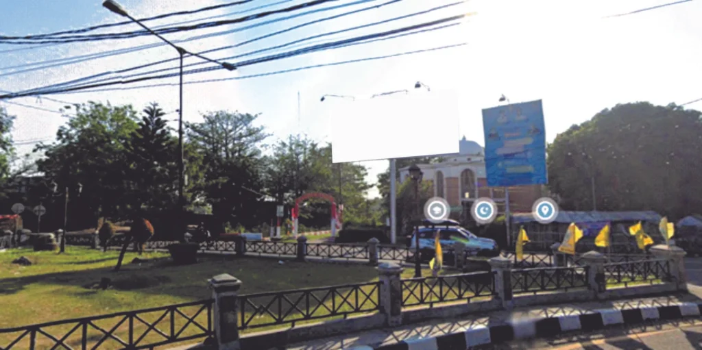 4. Simpang Tiga Berlian