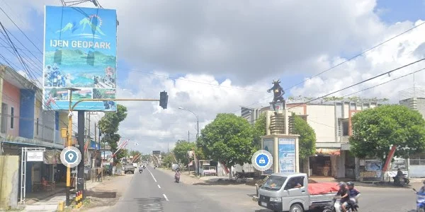 5. Perempatan Tugu Kasem