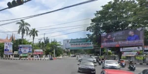 6. Pertigaan RSU Dr. RM. Joelham