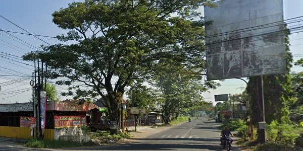 7. Perempatan Sultan Agung