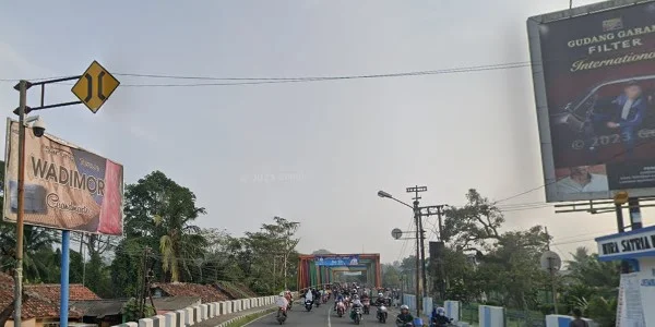 1. Pos Polisi Jembatan Dua