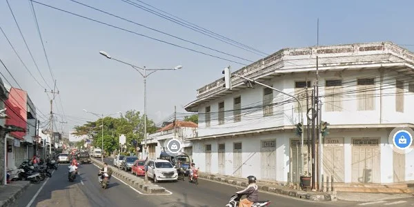 1. Simpang Empat Pasar
