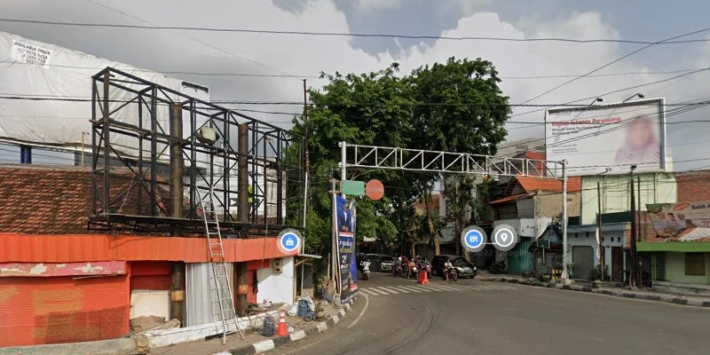 1. Simpang Tugu Gajah Mungkur