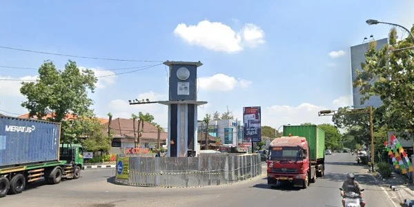 1. Tugu Adipura Lumajang