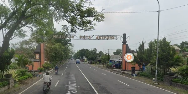 11. Ruas Jl. Panglima Sudirman