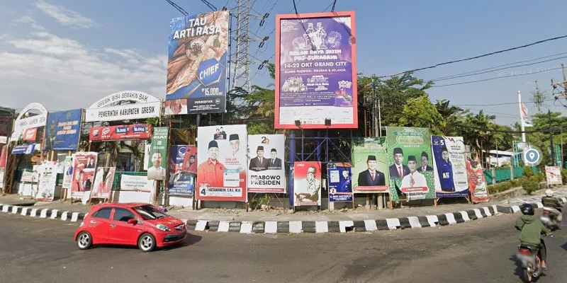 11. Simpang Tugu PKK Pertigaan Petro