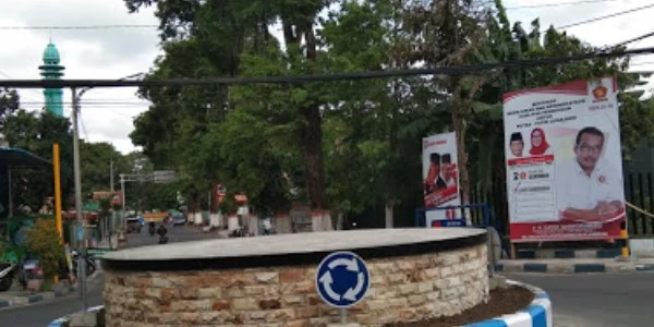 2. Bunderan Yos Sudarso