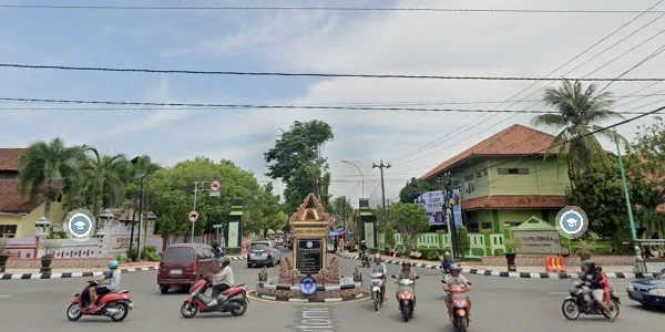 2. Perempatan Tugu PKK