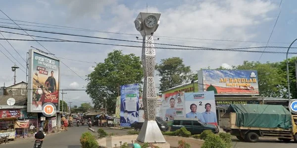 3. Air Mancur Bunderan Pasar Baru