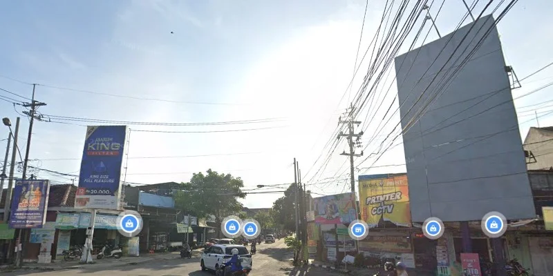 3. Perempatan Cakra Cell