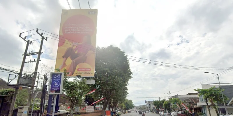 4. Pertigaan Yoshinoya Restaurant