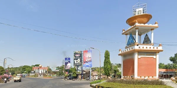 5. Simpang Tugu UKS
