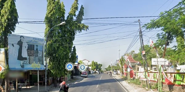 7. Pertigaan Wisata Tegal Beran