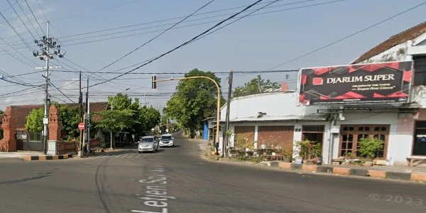 8. Simpang Empat Ploso