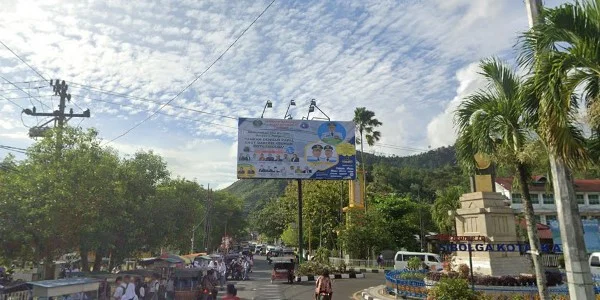 1. Kawasan Tugu Adipura