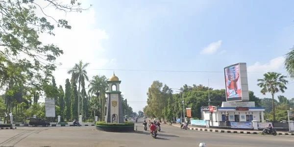 1. Perempatan Tugu Pandeglang