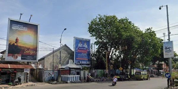 1. Simpang Panji Mimbaan
