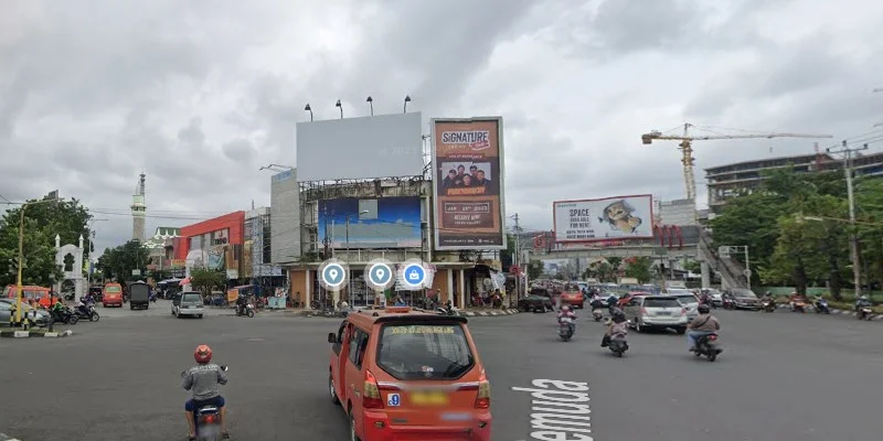 12. Simpang Metro Park View Hotel