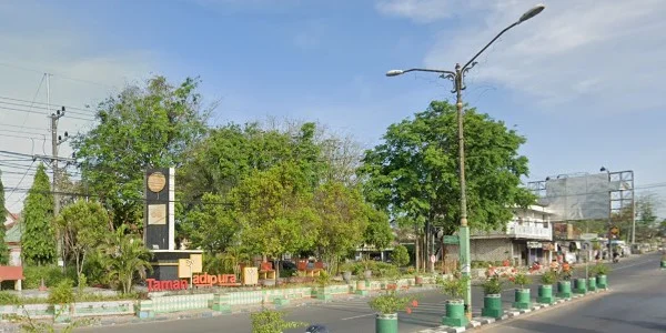 2. Kawasan Taman Adipura