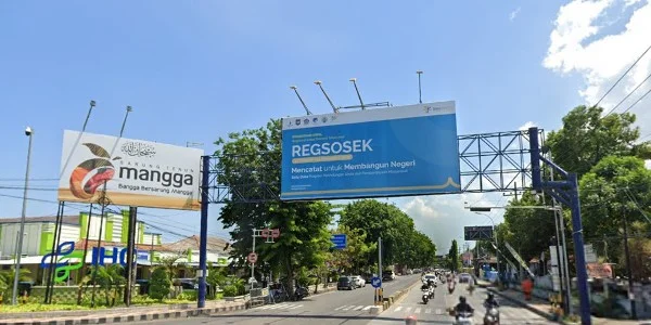 2. Kawasan Tugu Jam Ancak Agung