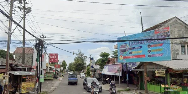 8. Perempatan Cebongan