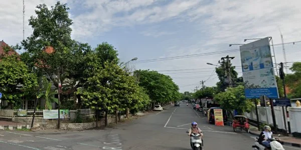 8. Ruas Jl. Slamet Riyadi