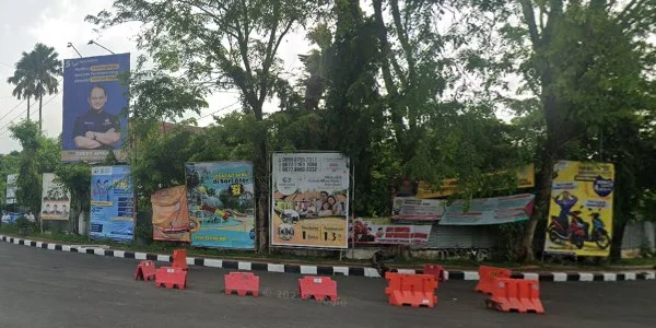1. Kawasan Tugu Kota Subang