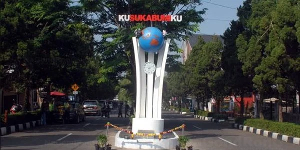 2. Simpang Tugu Kusukabumiku