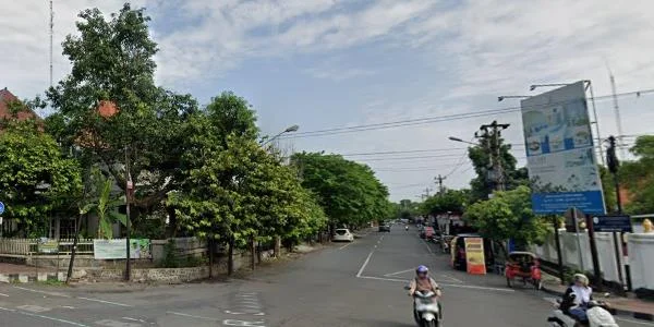 8. Ruas Jl. Mayjen Sungkono