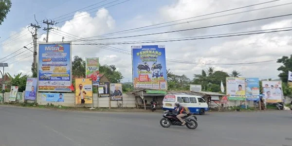 9. Perempatan Pos Polisi Cisumur