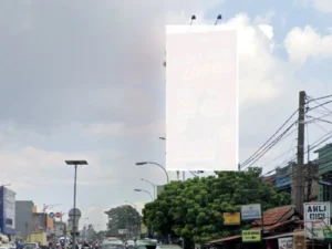 Jalan Amir Machmud (jalan utama penghubung Cimahi–Bandung)