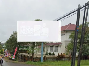 Jalan Kom Yos Sudarso