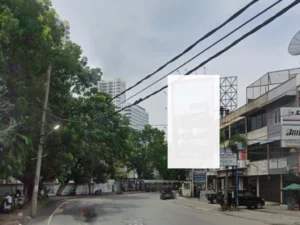 Jalan Stasiun Kereta Api