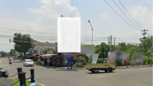 1. Jl. Batoro Katong