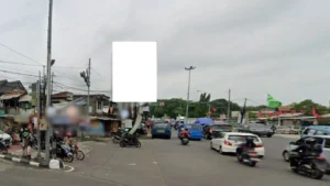 3. Jl. Tole Iskandar