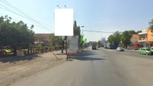 3. Jl. Untung Suropati