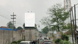 4. JL. Jombang- Peterongan