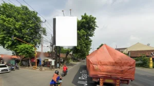 5. Jl. Pantura Semarang - Kendal