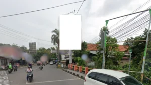 7.  Jl. Imam Soeparto