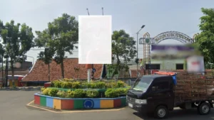 8. Jl. Mayjen Sungkono