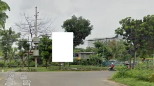 3. Jl. Boulevard Bukit Gading Raya