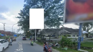 7.  Jl. Poros Tomoni