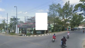 8. Jl. Lawata